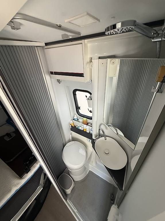 Veicoli da campeggio: Adria Twin Sport AUTOMATIC – Usato da S. Antonino venduto da Campertech 4