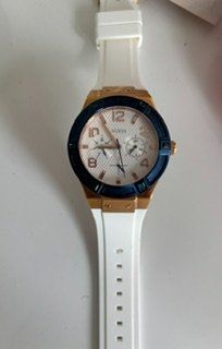 Guess Montres: Guess Uhr – D'occasion à Baar par risobi