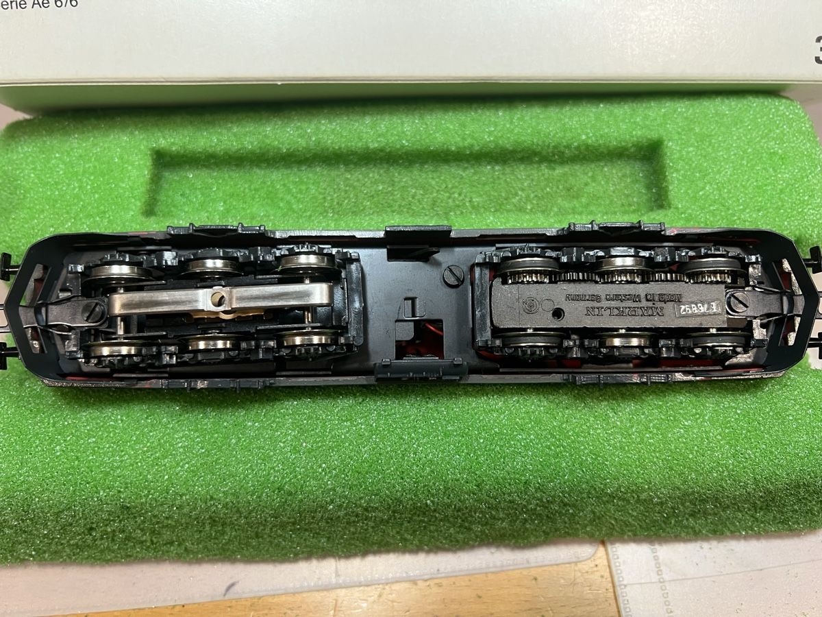 Märklin Trains électriques: Märklin Ae 6/6  – D'occasion à Dübendorf par Troggy 4