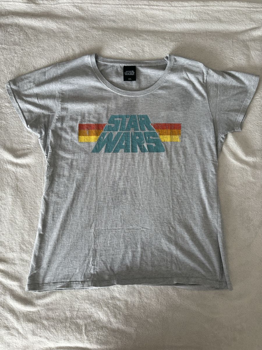 Star Wars T-shirts: Star Wars Shirt – D'occasion à Steffisburg par laura_bazinga