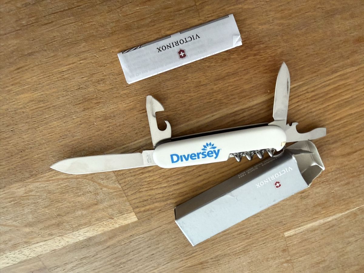 Victorinox Taschenmesser: Victorinox Taschenmesser Neu Sackmesser – Neu und originalverpackt aus Goldach von Messerguru 3