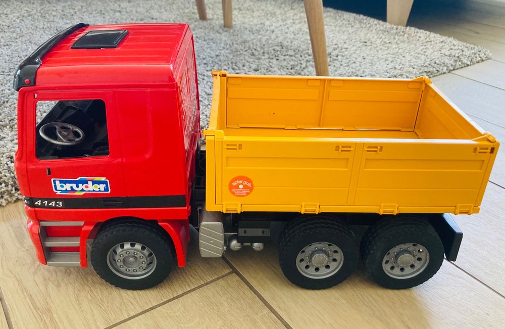 Bruder Baufahrzeug Modell Mercedes Benz Arocs Kipper Fertigmodell LKW Modell 2884552