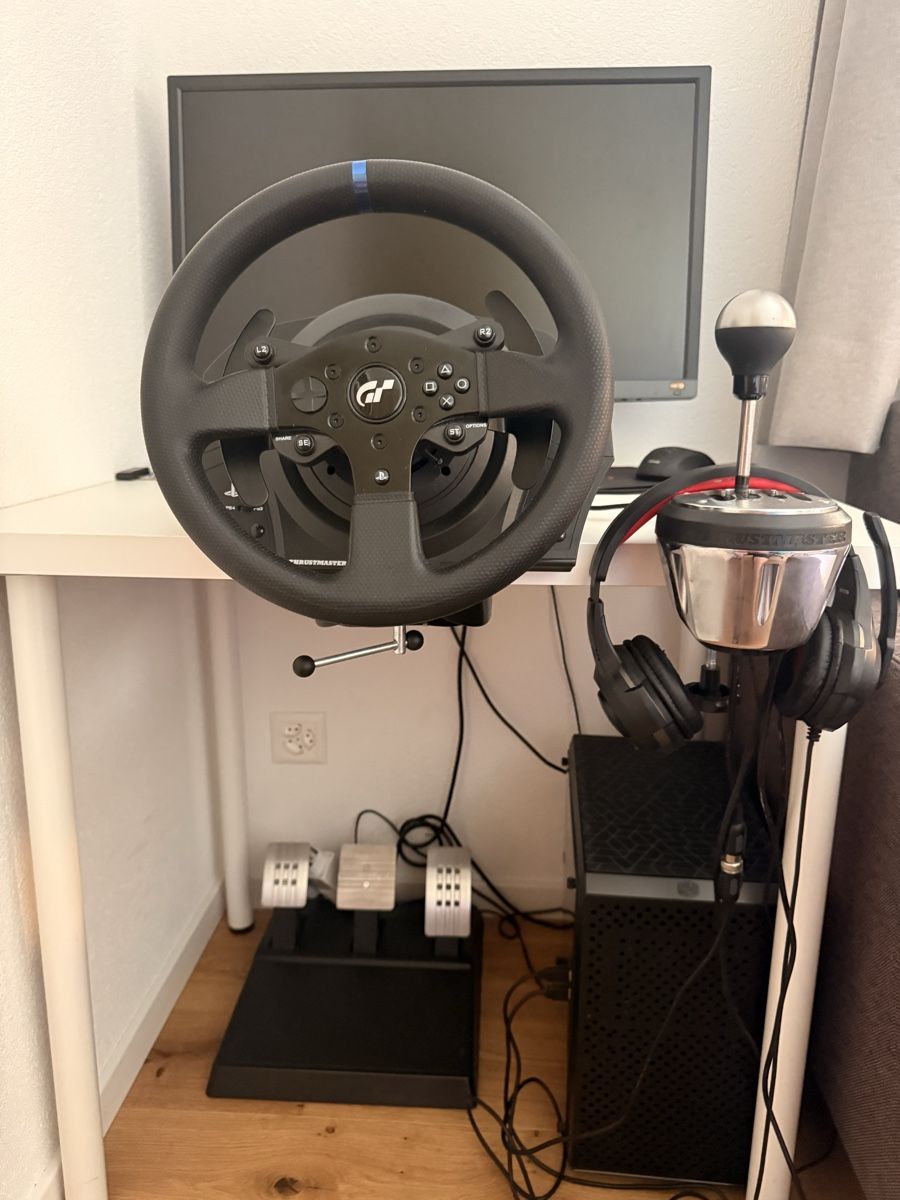 PC: KOMPLETTES GAMING-SETUP + SIM RACING  – Usato da Täsch venduto da Scarface_44