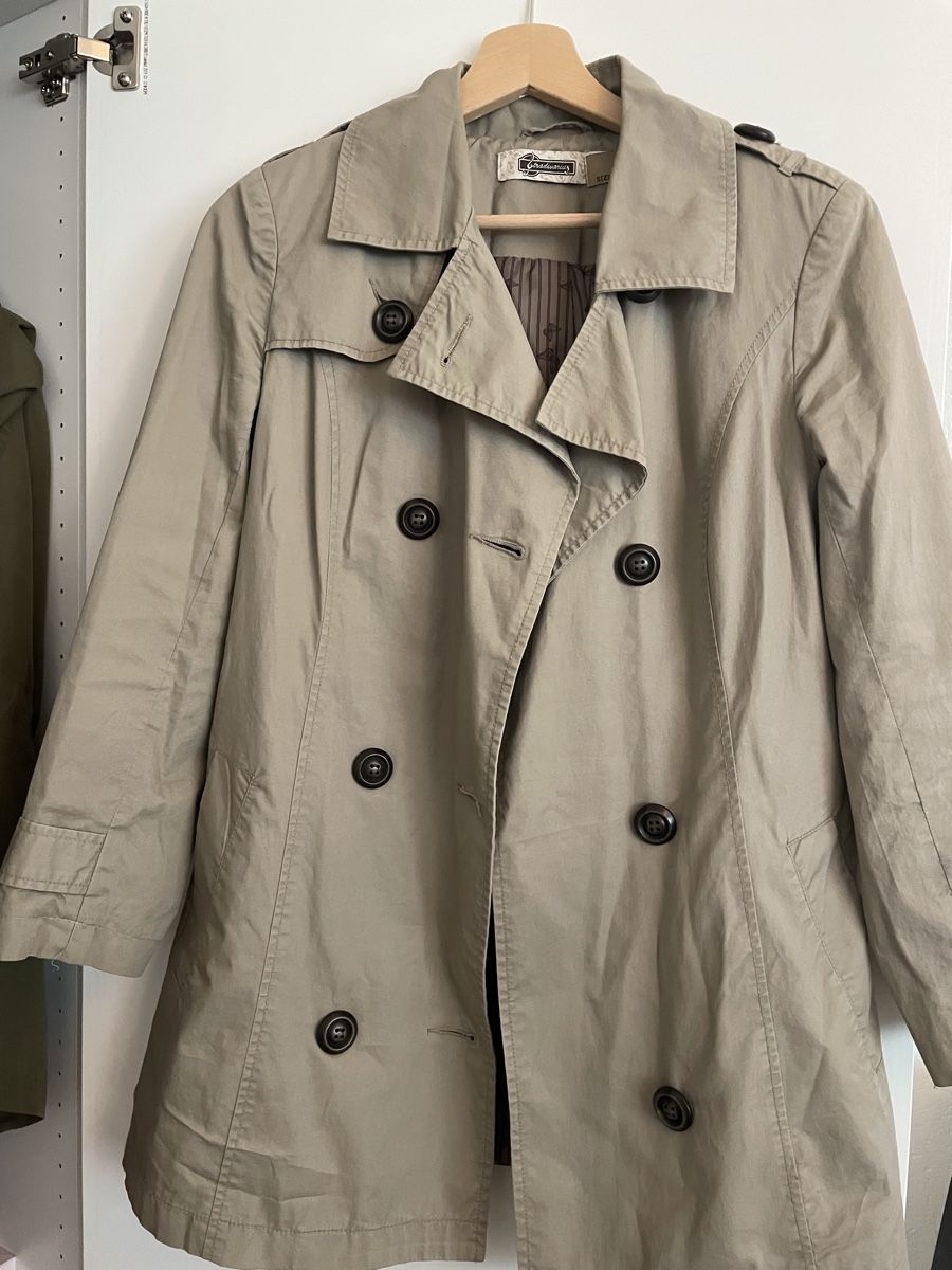 Stradivarius Giacche: Veste Trench Stradivarius, taille S – Usato da Sierre venduto da Ruyfigas