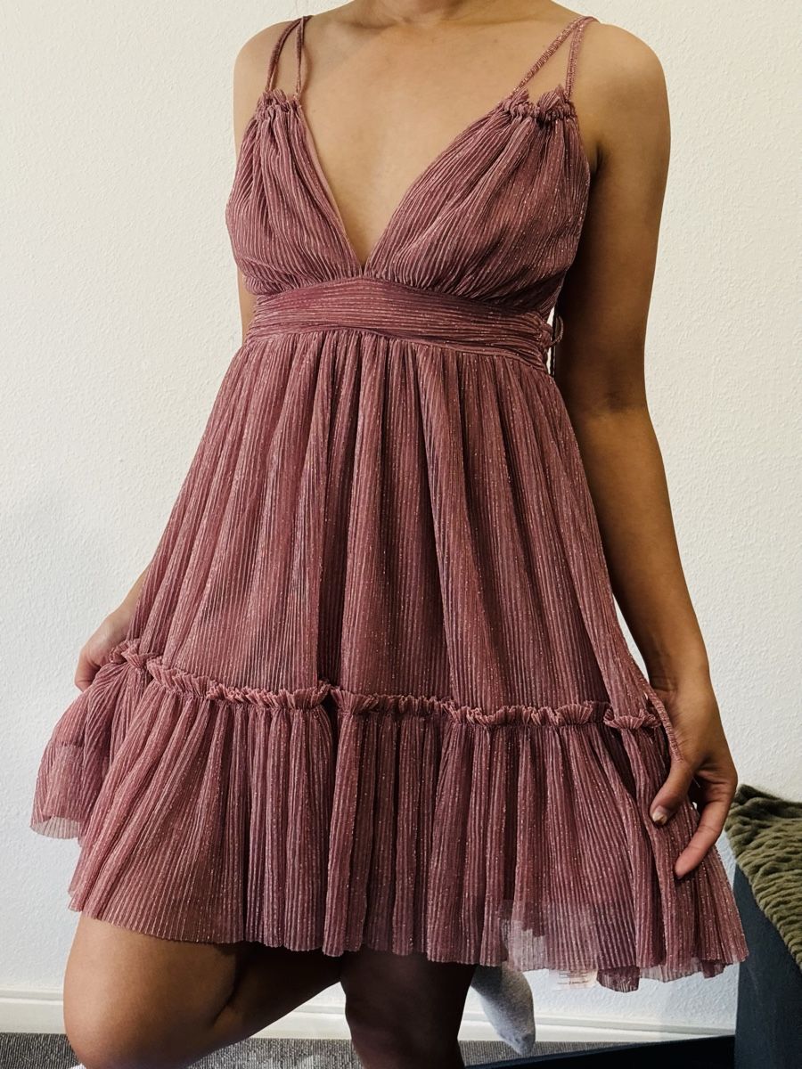 Vestiti: Dress – Nuovo (secondo la descrizione) da Confignon venduto da Second_Hand_Ch 5