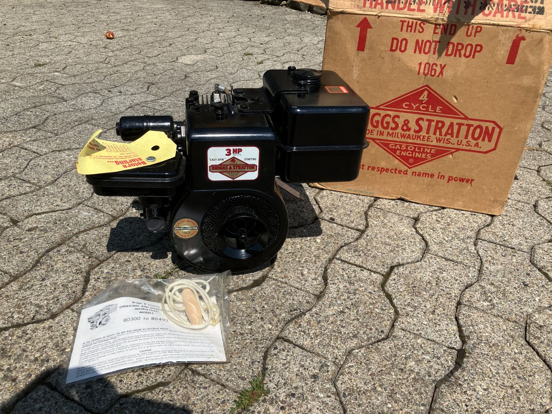 Vanguard Motoren: Zu verkaufen Oldtimer Motor Basco Briggs und Stratton neu – Neu und originalverpackt aus APPENZELL von Achtung3