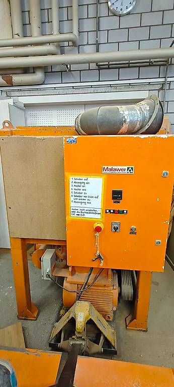 Tutte le macchine: Hacker für Schreinerei  Preis VB – Usato da Seewen SZ venduto da Reti_87 3