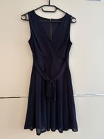 Sommerkleid - ärmellos, dunkelblau
