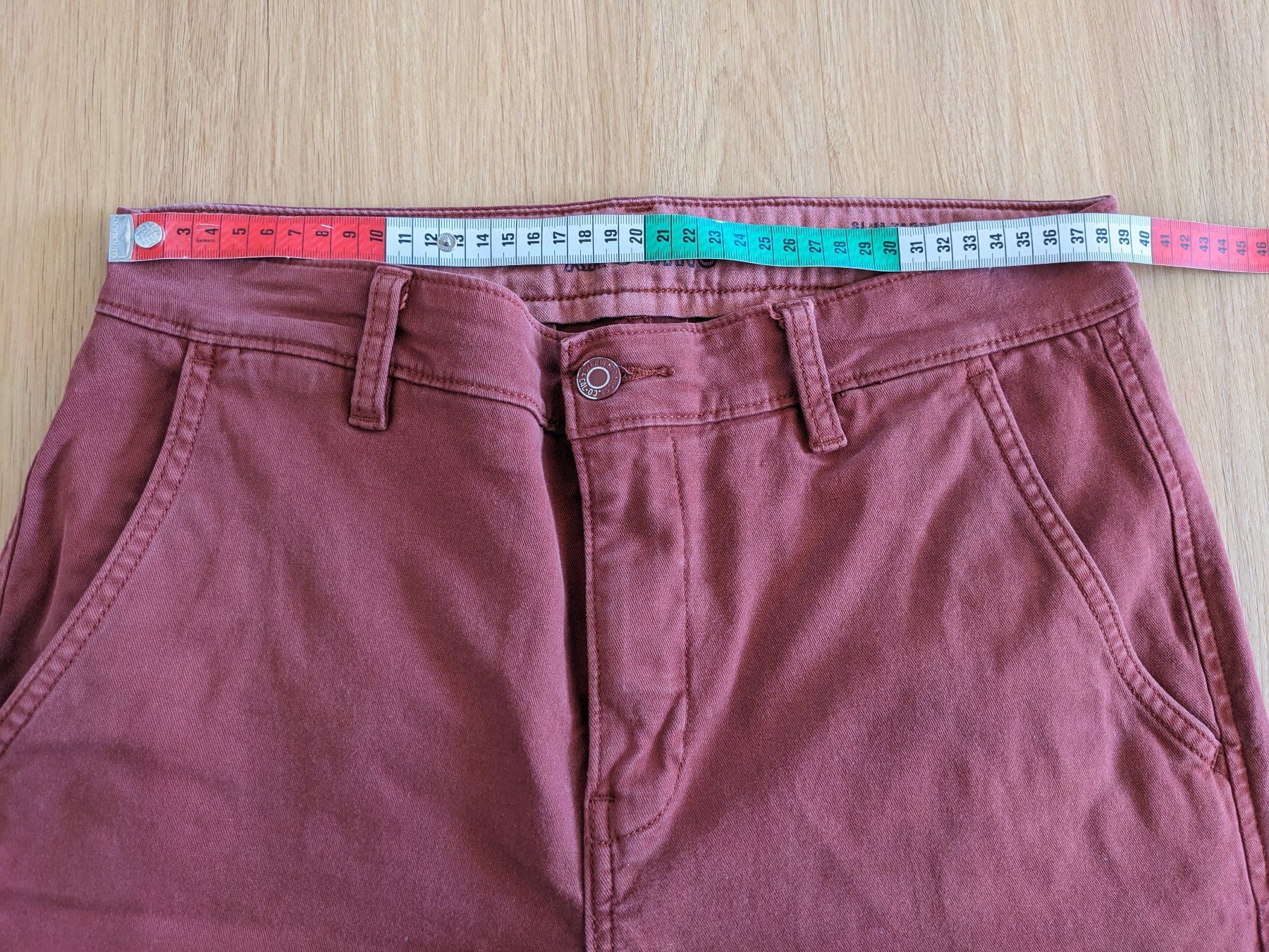 Levi's Pantaloni: Levi's Chinos W30 L34 – Usato da Lengnau AG venduto da Nathi88 7