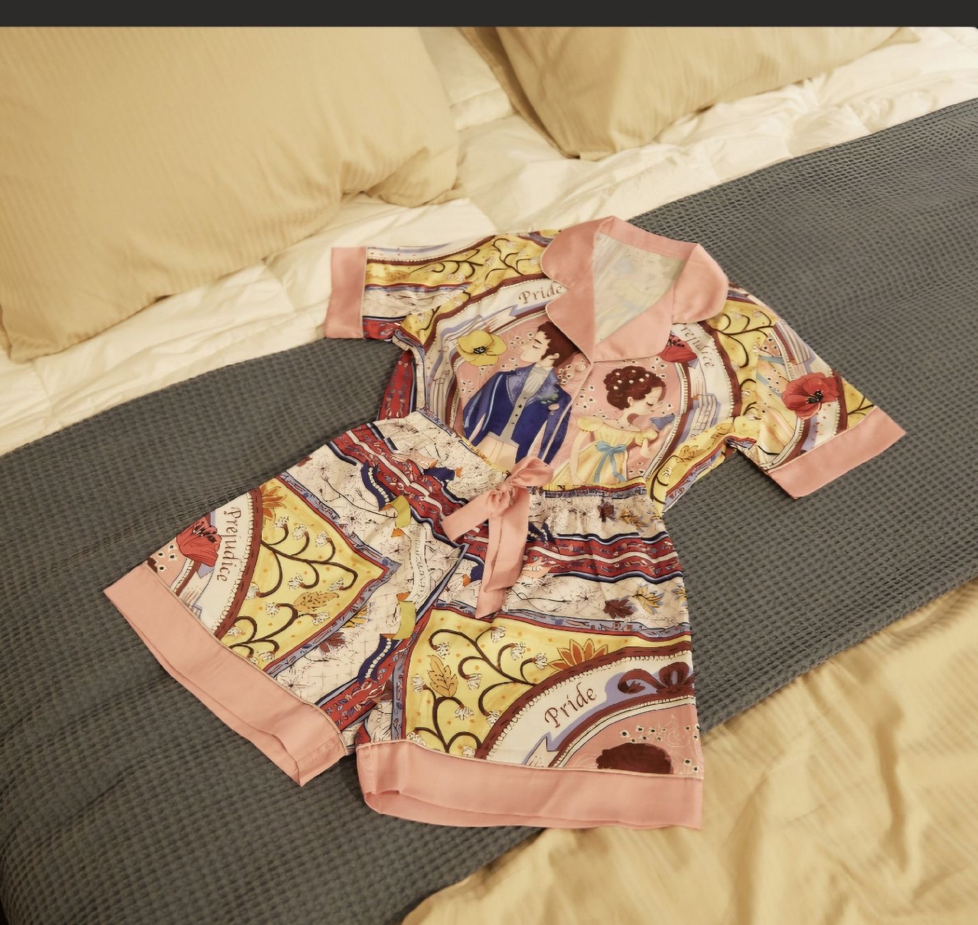 Négligés & Pyjamas: Seidenpyjama -Post – Neuf avec emballage d'origine à Gattikon par Duesouth 4