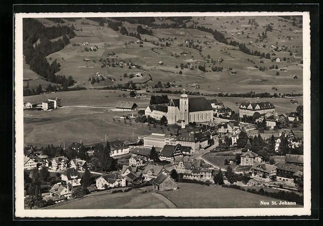Cartoline postali: Neu St. Johann, Teilansicht mit Kirche – Usato da Berlin venduto da bartko-reher
