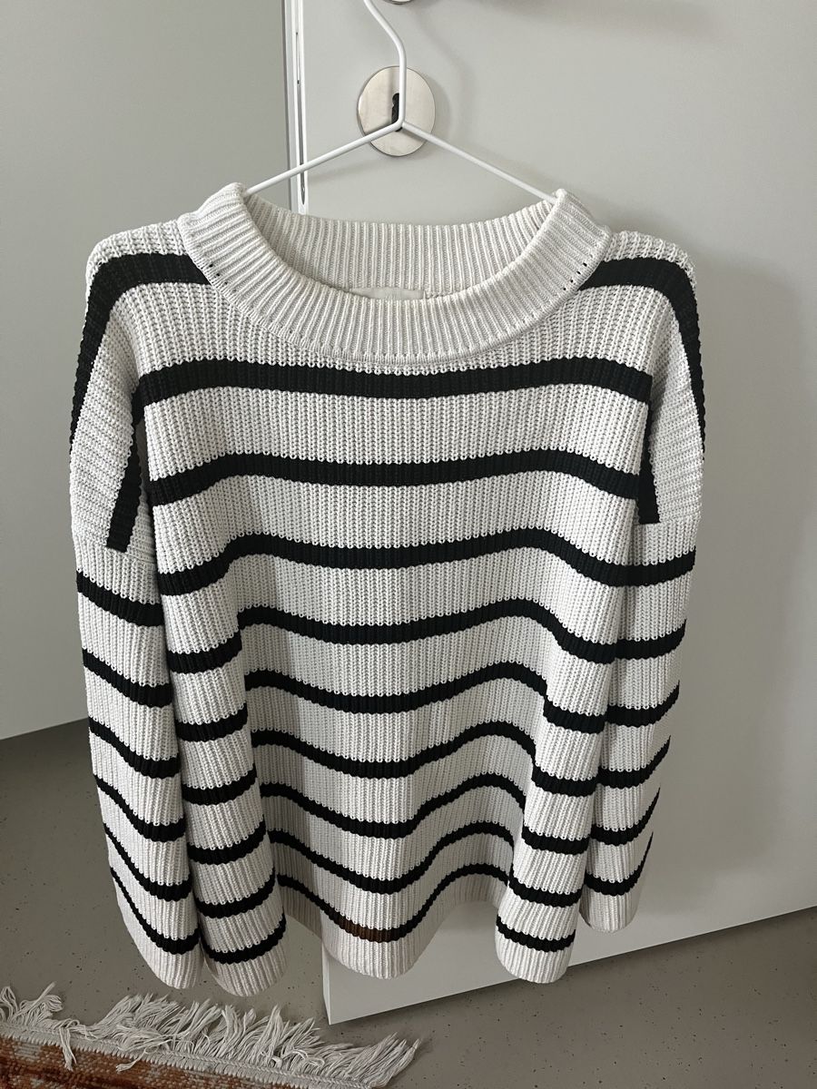 H&M Pullover & Sweatshirts: H&M Strickpullover, XL, gestreift, guter Zustand – Gebraucht aus Zürich von ljuki