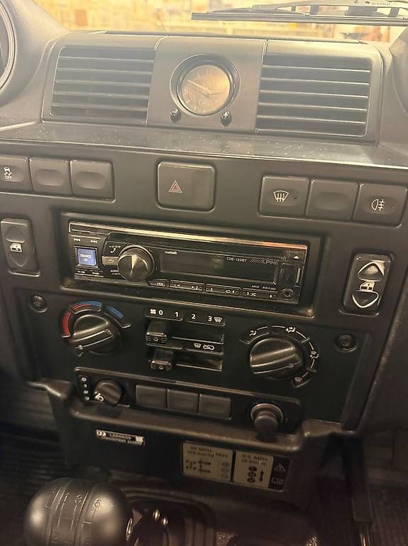 Alpine Radios: Alpine CDE-133BT - Autoradio – Gebraucht aus Gossau SG von White-Ibiza 1