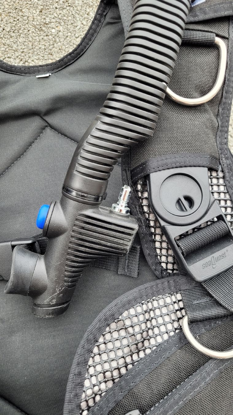 Combinaisons de plongée: Tarierjacket Sea Quest Pro QD – D'occasion à Neuenkirch par Artep33 2