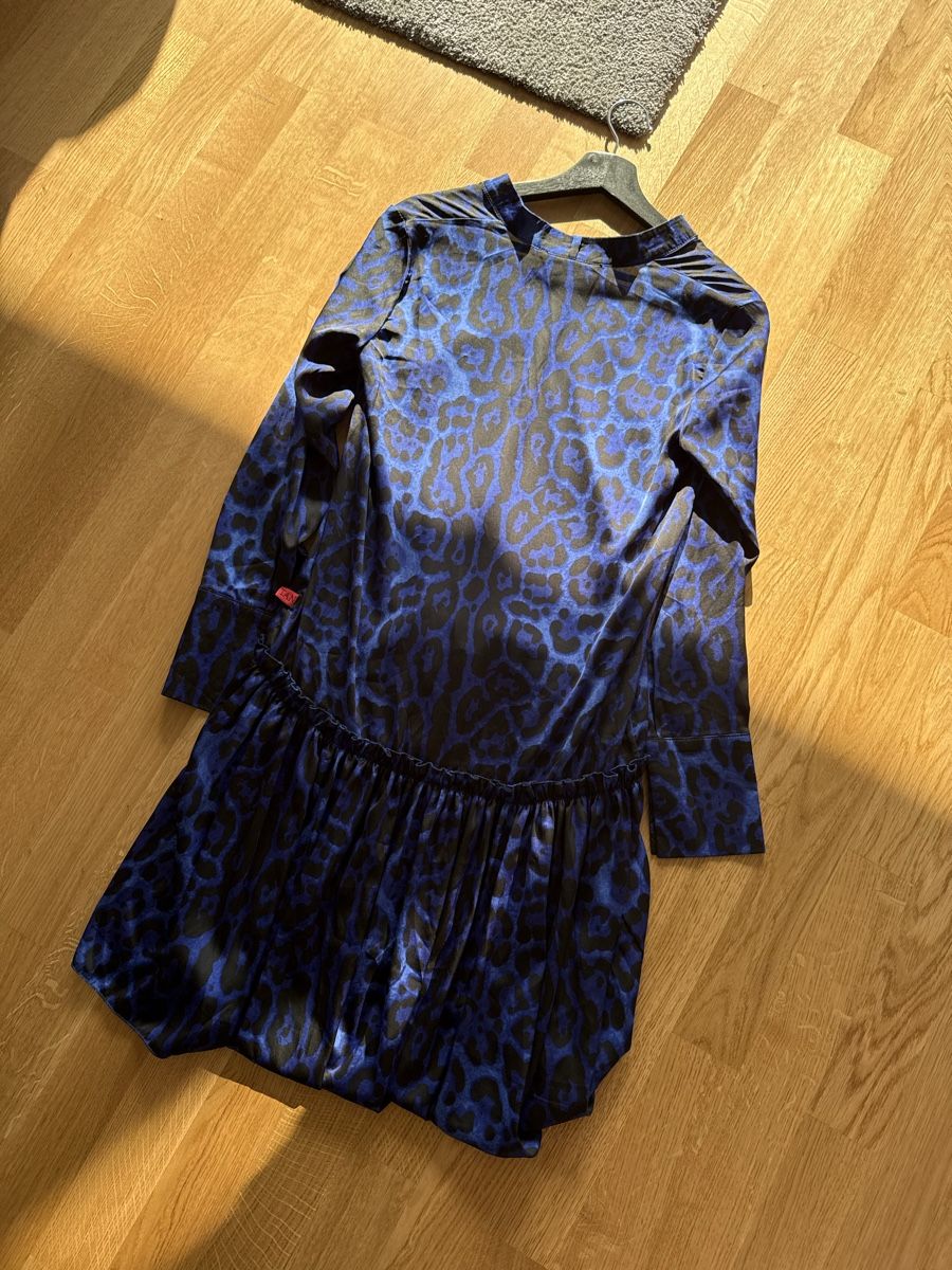 Vestiti: Robe courte Andre Tan imprimé léopard bleu taille S-M – Nuovo (secondo la descrizione) da Genève venduto da rom_8nwv 4