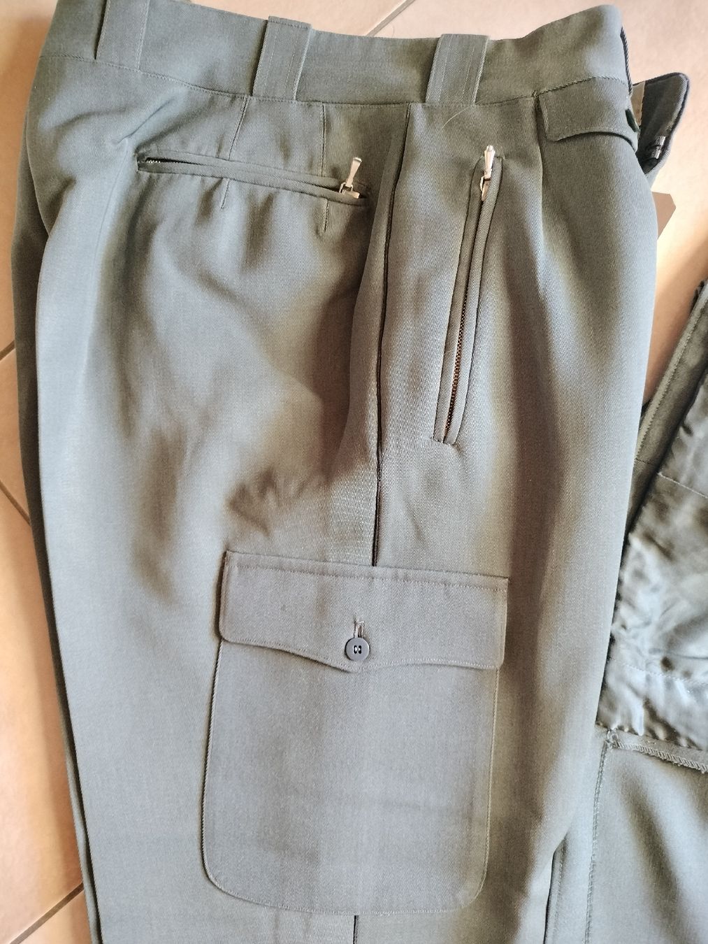 Schweizer Armee Uniformi: Schweizer Armee Militär Uniform – Usato da Schwanden Sigrisw venduto da Wibe81 4
