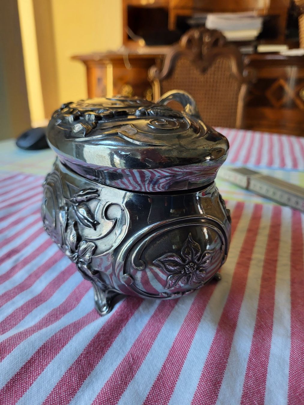 Cassapanche: Schatulle, Silber?, zweites Barock – Usato da St. Gallen venduto da nikolausraphael 5