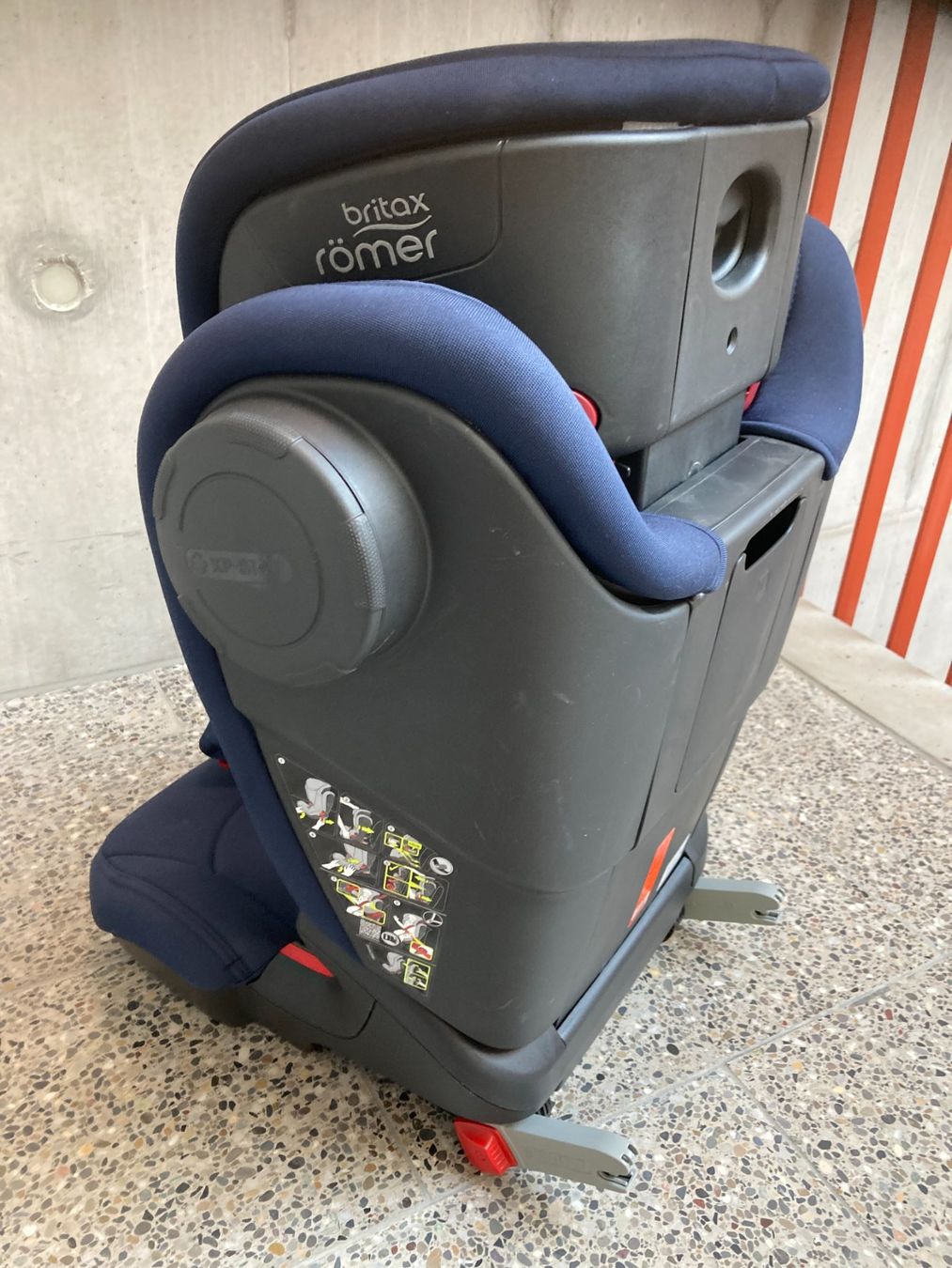 Britax Römer Seggiolini per auto: Britax Römer Kidfix III M – Usato da Zürich venduto da donpuffo 4