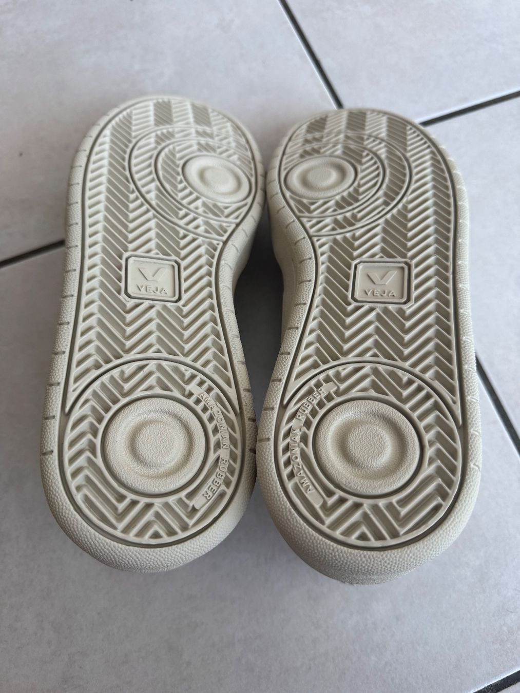 Veja Herrenschuhe: Veja V-10 Gr. 43 neu – Neu und originalverpackt aus Glis von sportivo88 1