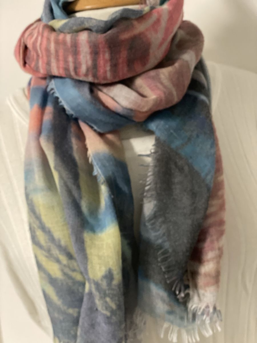 Foulard & Sciarpe: Schal multicolor – Usato da Biel-Benken BL venduto da PANORMUS 1