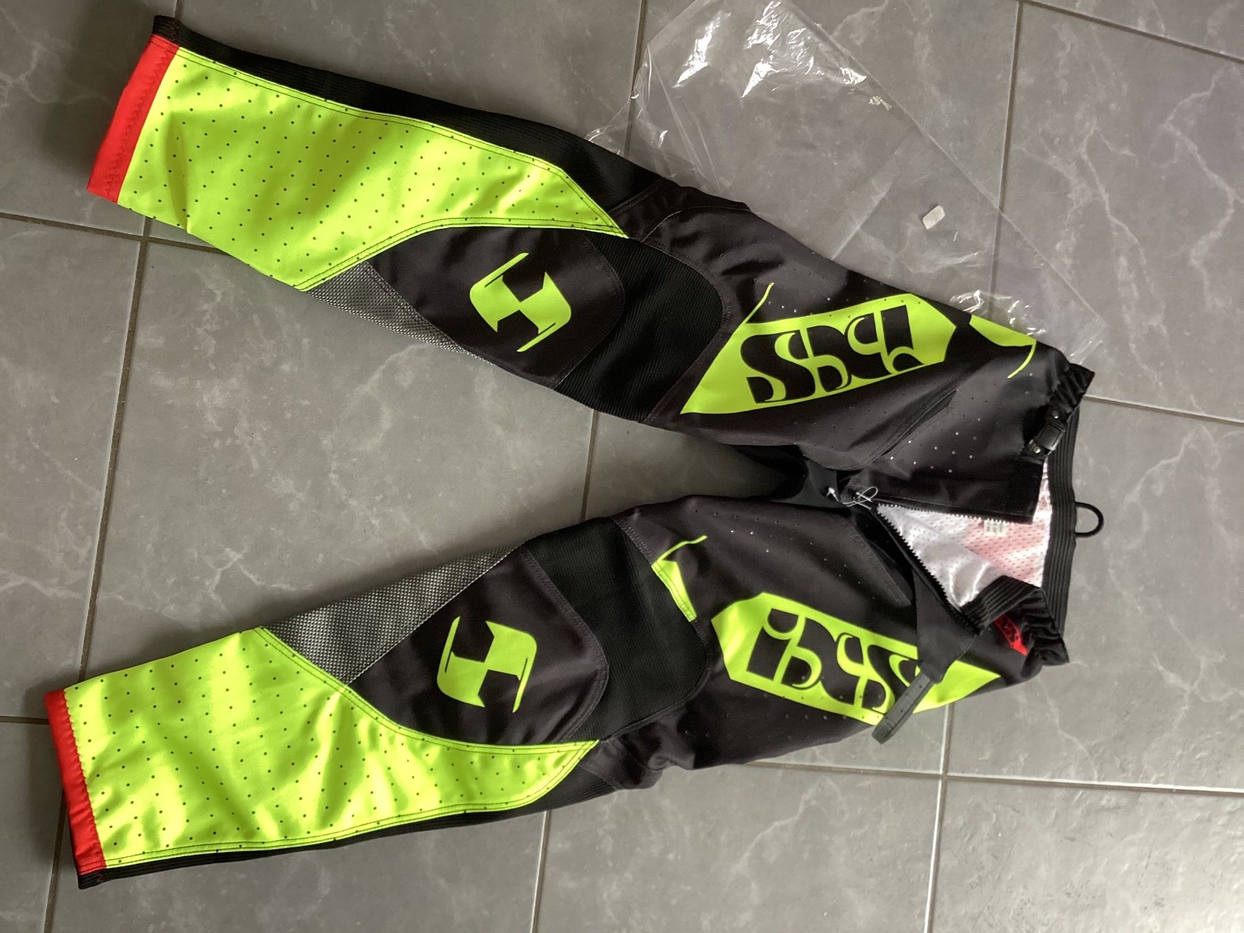 IXS Pantaloni: Cross Hose neu – Nuovo e nell'imballaggio originale da Buchrain venduto da modalisa 2