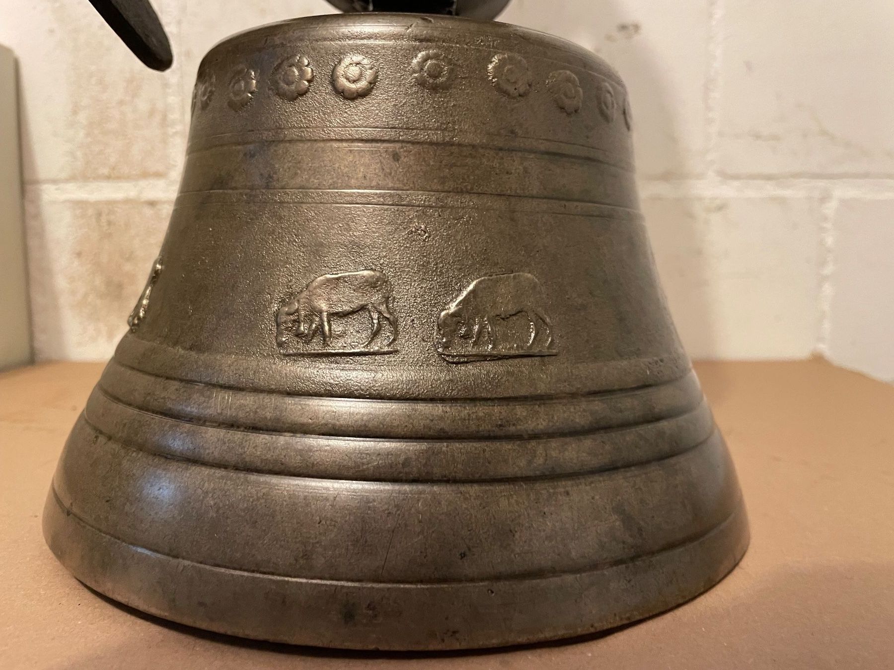Glocken & Treicheln: Alte Glocke ab 1.00 Fr. – Gebraucht aus Birrhard von magisto52 2