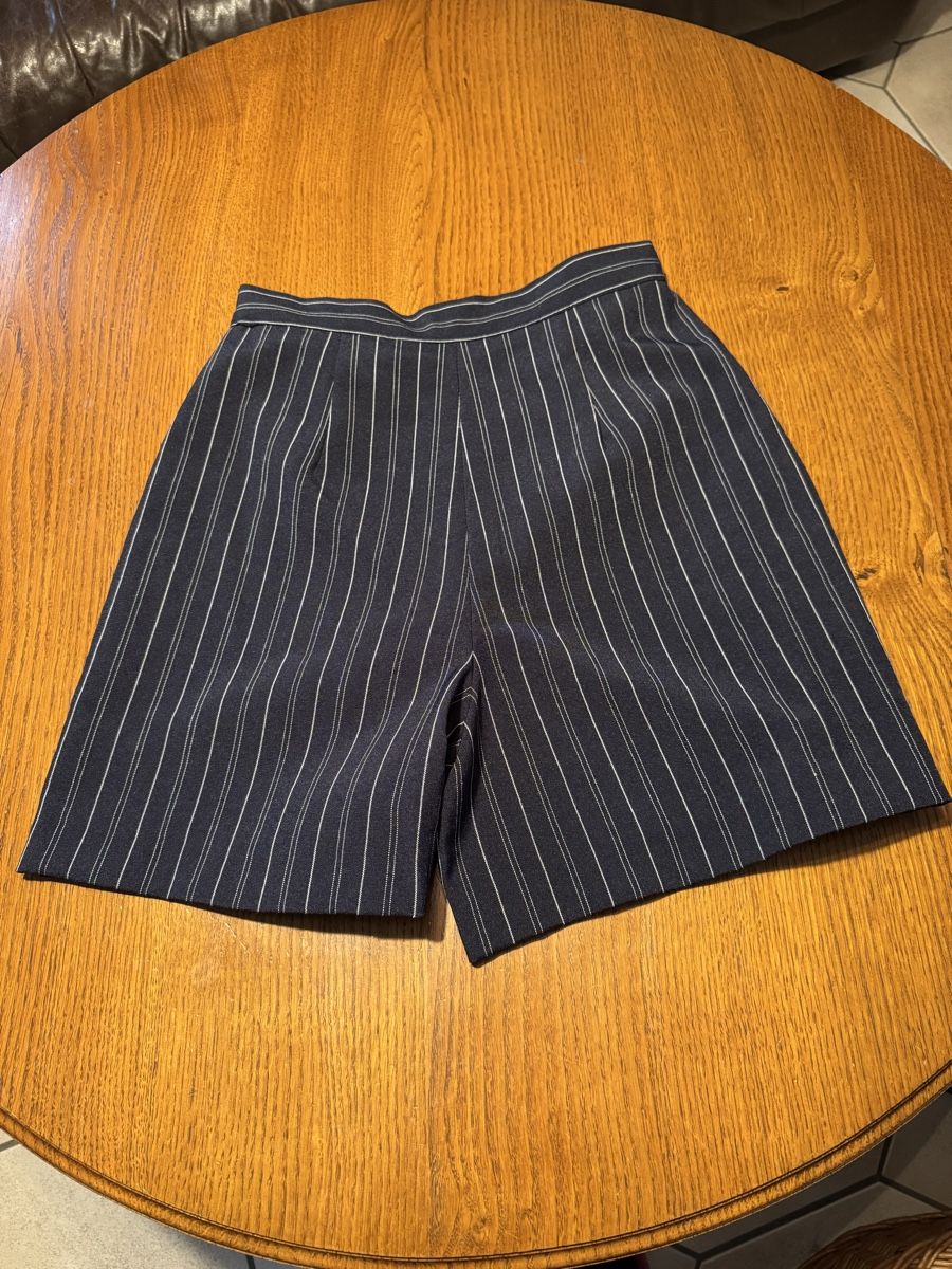 Pantaloni: Short dame – Nuovo (secondo la descrizione) da Montsevelier venduto da ber_88db 2