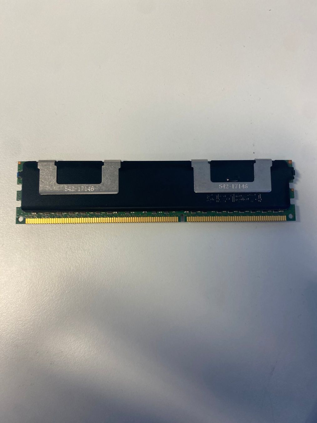 Memoria / RAM: RAM 4GB DDR3 PC3-10600R – Usato da Zizers venduto da Digitag0 1