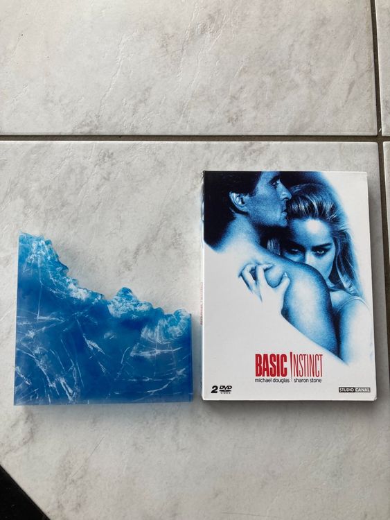 Basic Instinct 2 Collector's Edition Blu-ray - Unrated, Region A, Brand New