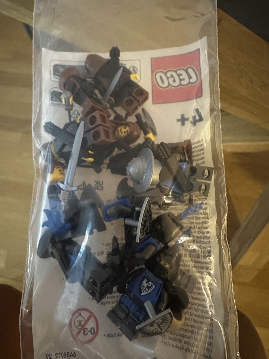 Lego Kit di costruzioni: Lego Castle Minifiguren – Nuovo (secondo la descrizione) da Ostermundigen venduto da chr_c8fz