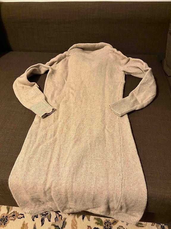 Vestiti: Beiges Wolle-Cashmere Pulloverkleid von Massimo Dutti, Gr. S – Usato da Zürich venduto da bas_yf8r 1