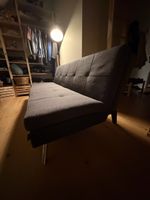 Schlafsofa grau mit Metallbeinen gebrauchter Zustand