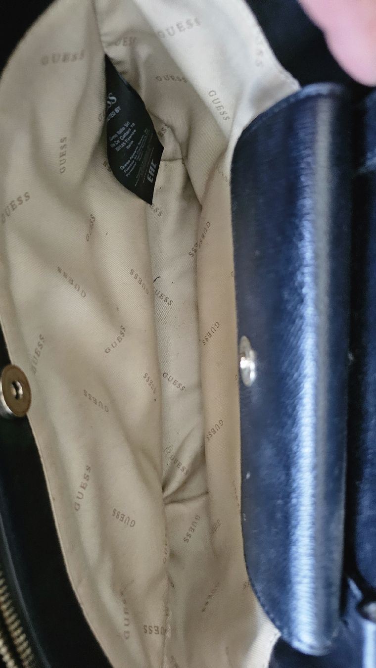 Guess Sacs femmes: Guess Tasche – D'occasion à Sierre par ReflektSlow 5