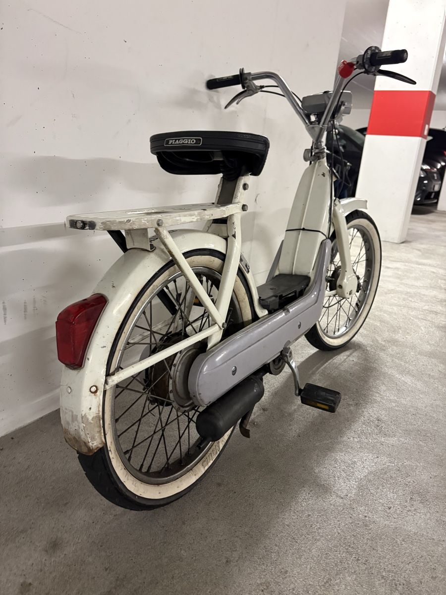 Piaggio Cyclomoteurs: Piaggio Ciao Old Timer mit V-Lenker – Défectueux à Ermatingen par PetitC 3