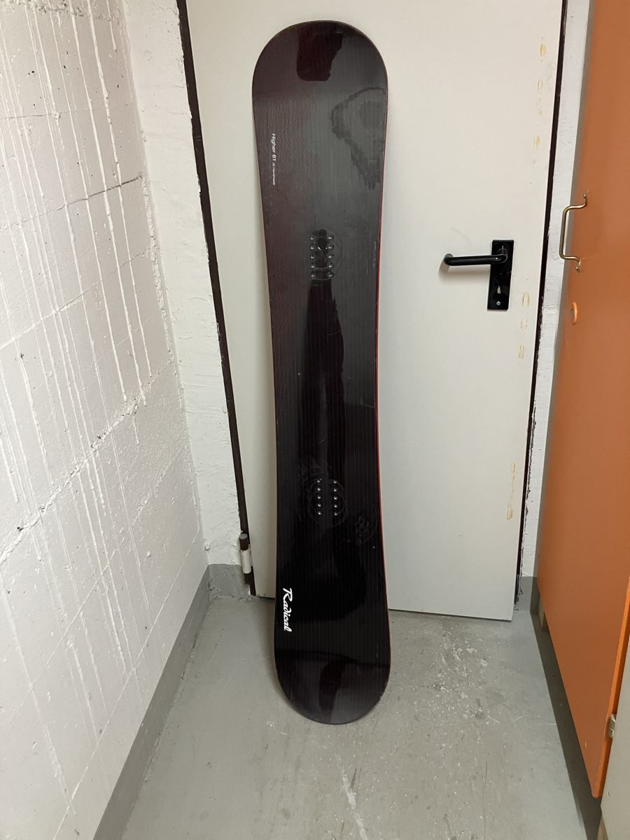 Boards: Snowboard mit Bindung guter Zustand – Gebraucht aus Arosa von ong_fv5d