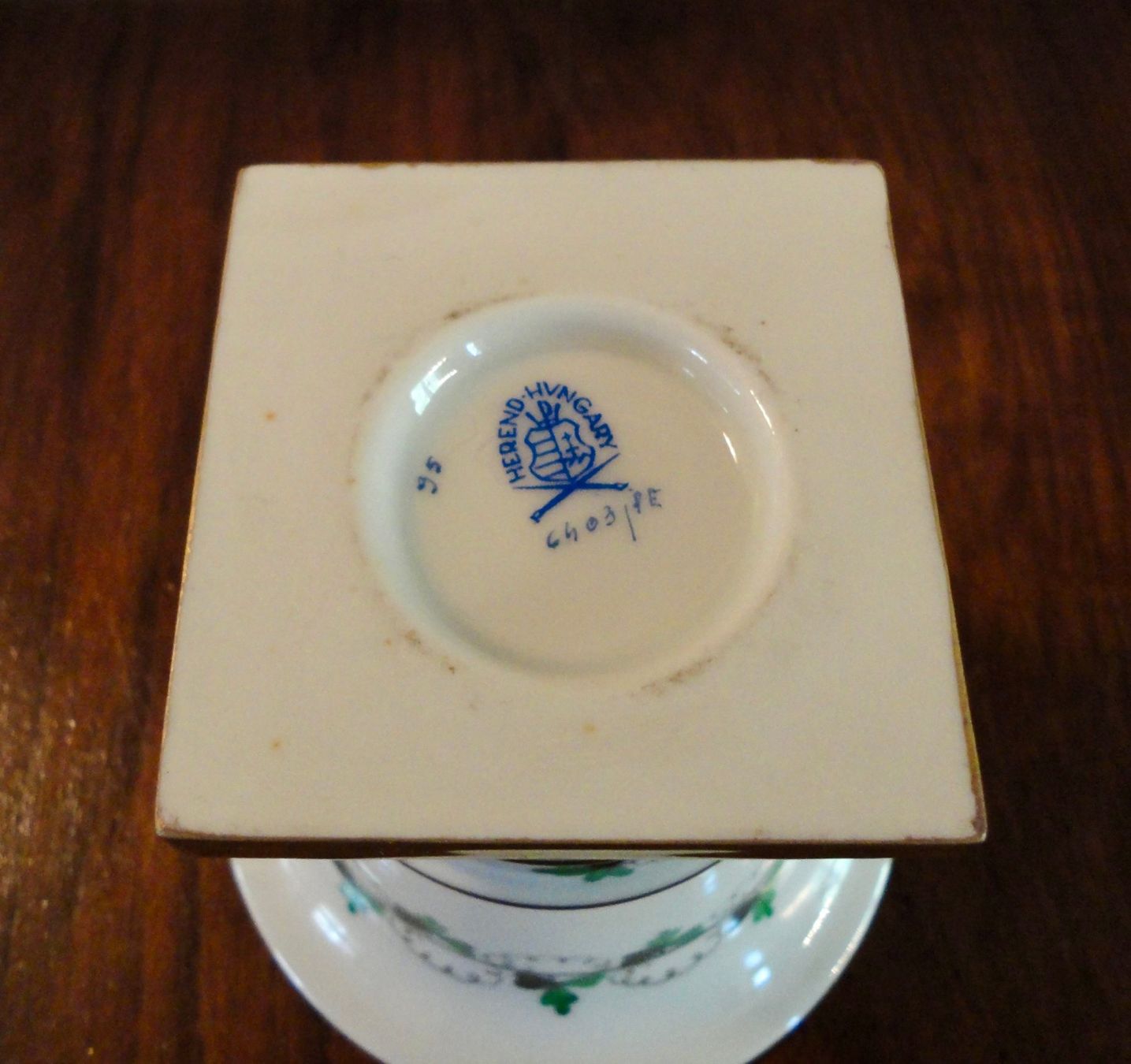 Herend Vasi & Recipienti: Vintage Herend Blumenvase mit Goldfüssen. – Usato da wädenswil venduto da niki20 4