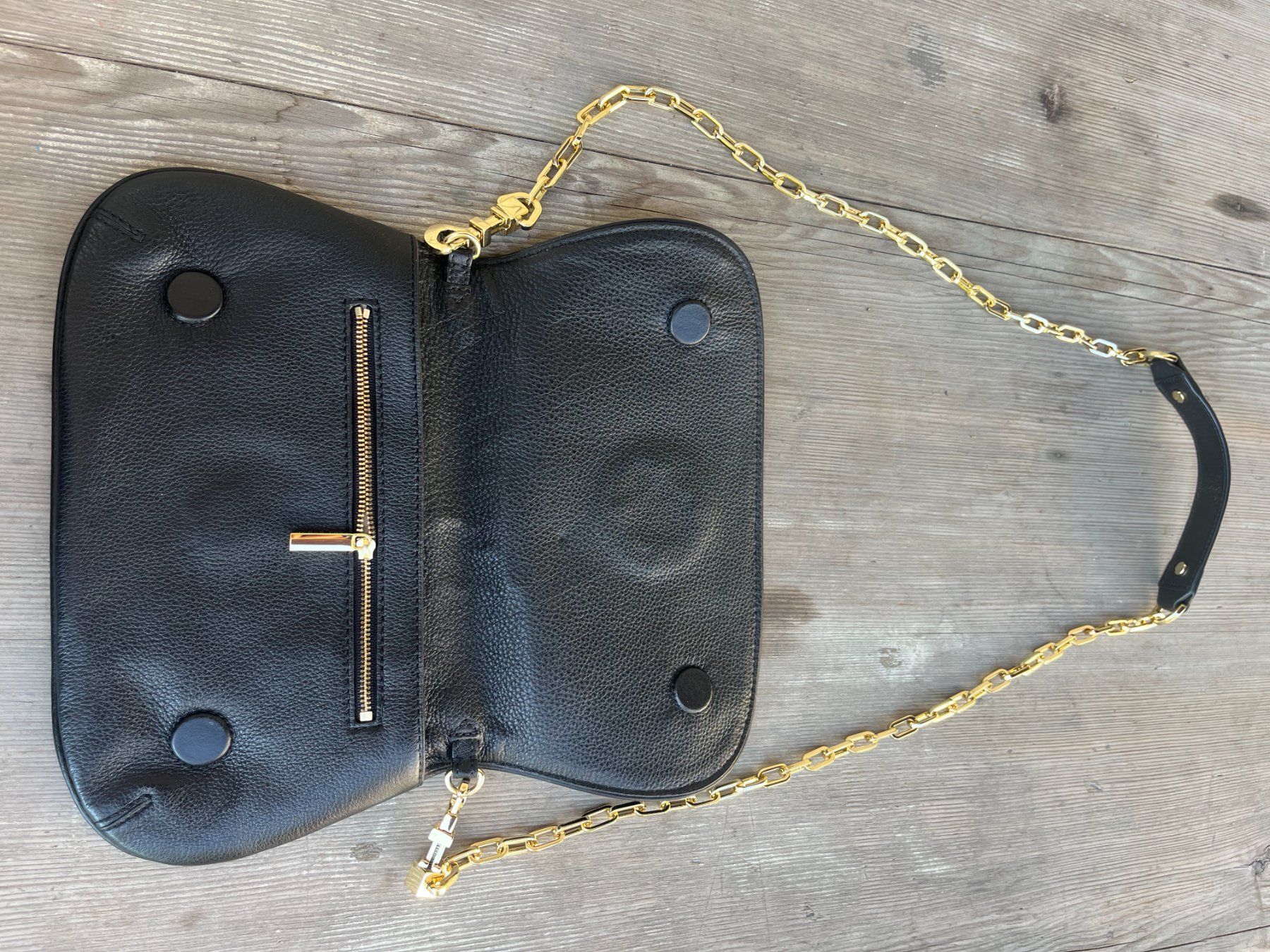 Tory Burch Taschen für Damen: Tory Burch Amanda Clutch mit Logo – Gebraucht aus Stäfa von Castagno1 3