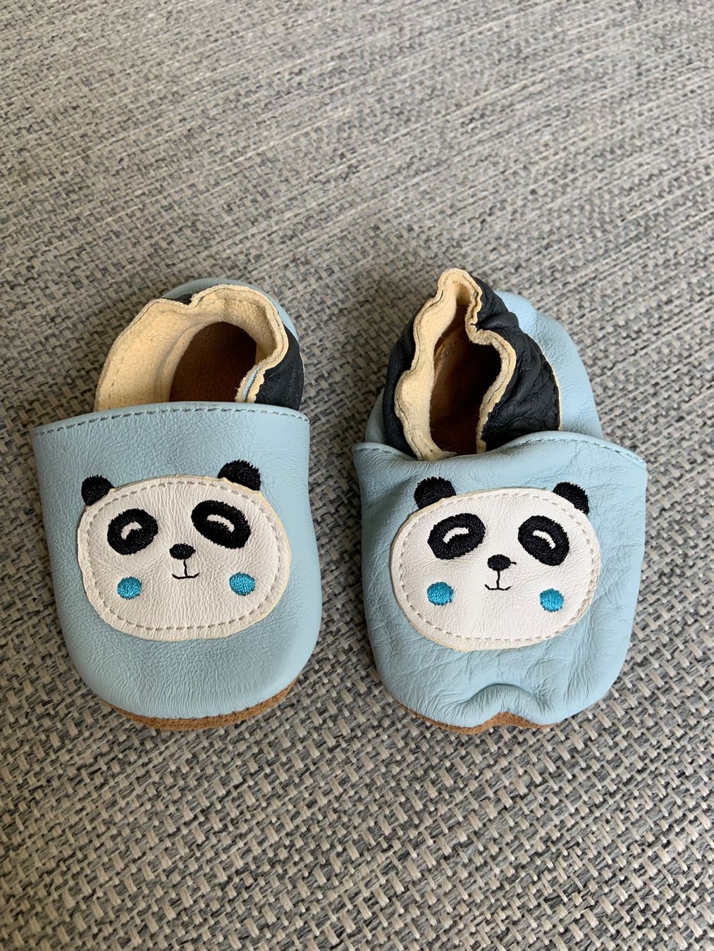 Schuhe für Jungen: Baby Schuhe 0-6 Monate – Gebraucht aus Zürich von bur_6jq9