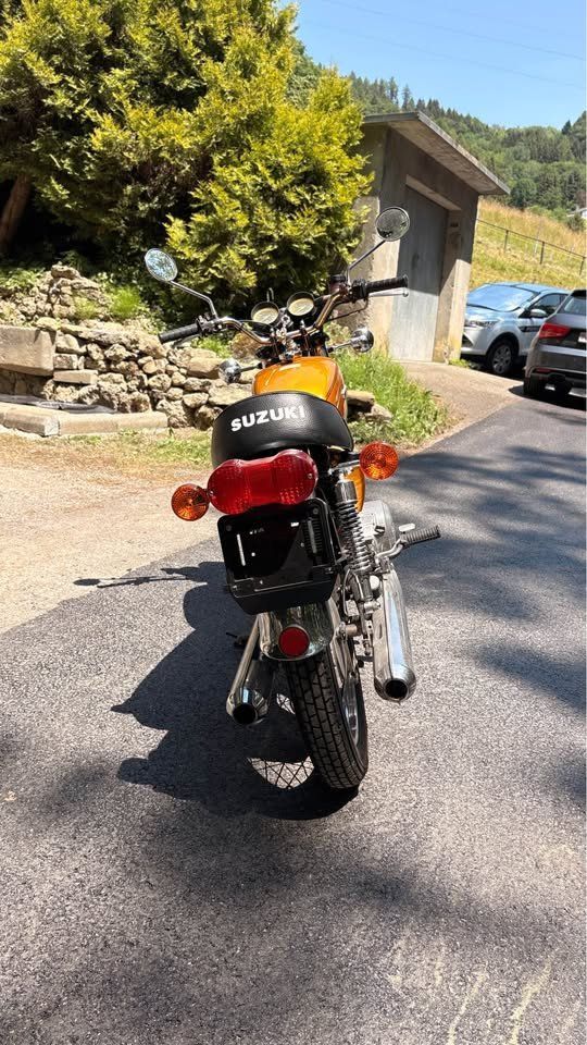 Suzuki Strasse: Suzuki GT250 – Gebraucht aus Corsier-sur-Vevey von BussardS 5