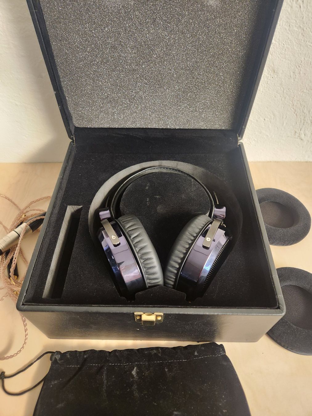 HiFiMan Kopfhörer: Hifiman HE-6 MINT (6S - Version mit 6 Schrauben) – Neu (gemäss Beschreibung) aus Basel von clear 8