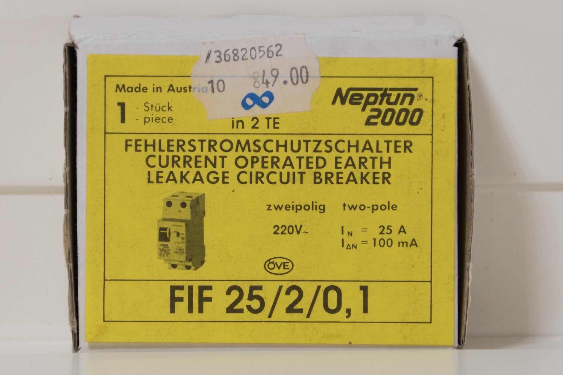 Schalter: FI-Schutzschalter Neptun 2000, 2-polig, 25A – Gebraucht aus Genève von Somethingwicked