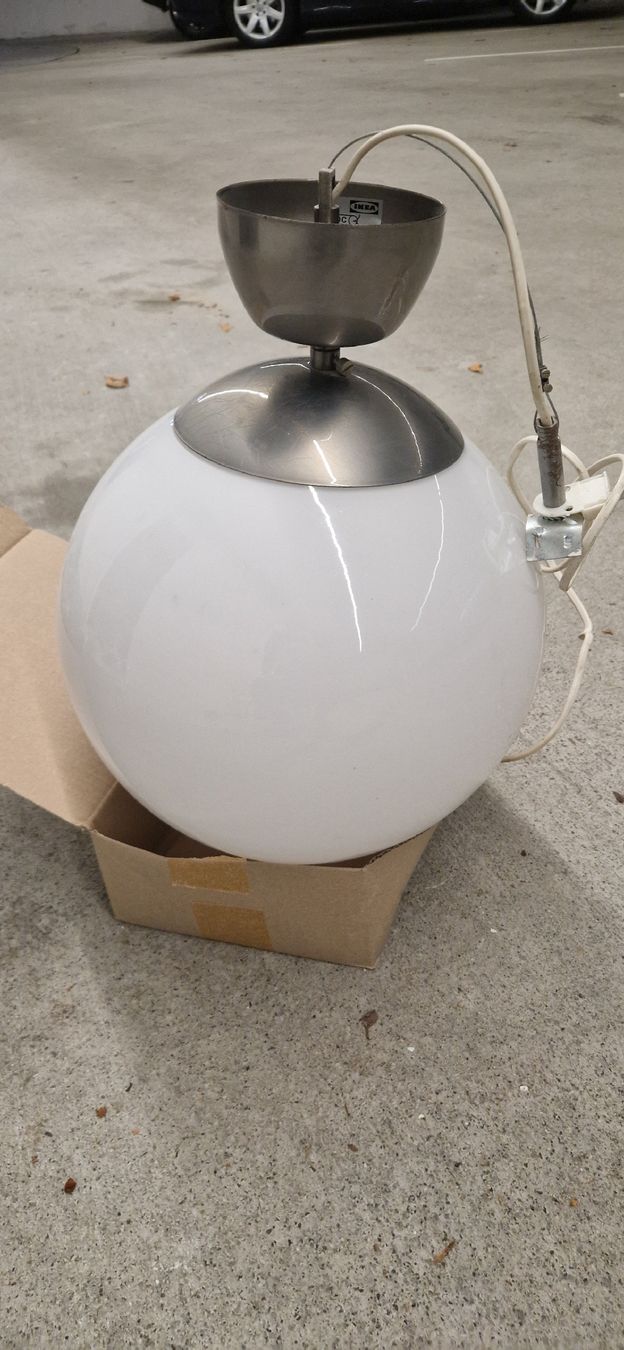Ikea Kronleuchter & Deckenlampen: Hängelampe Kugelform – Gebraucht aus St. Gallen von Si
