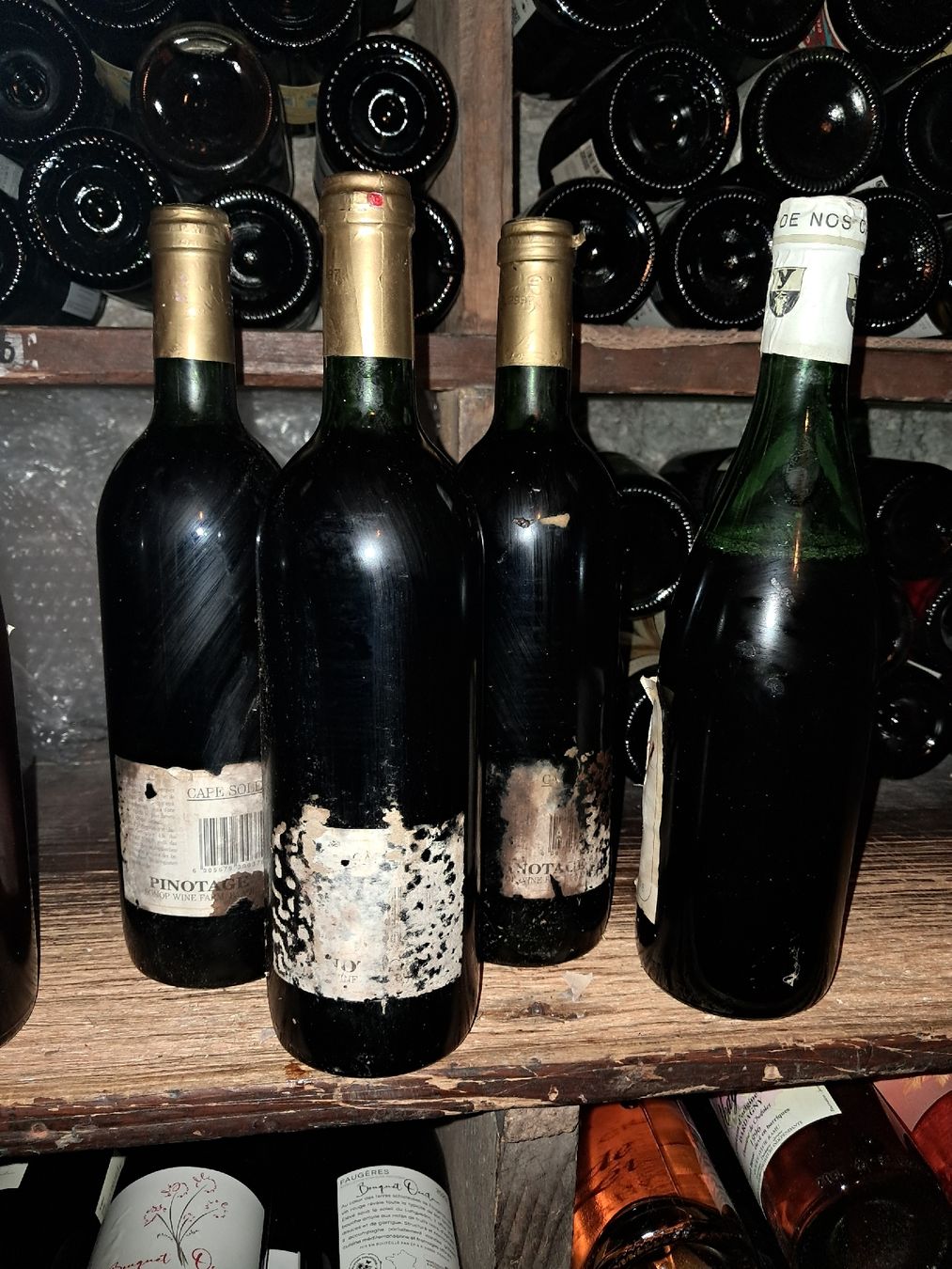 Vino: Lot de 6 divers vins – Nuovo e nell'imballaggio originale da Le locle venduto da juliensaran 5