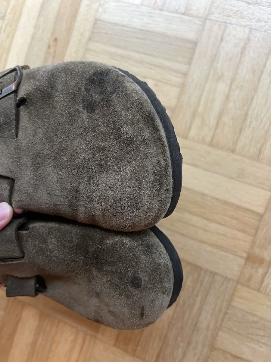 Chaussures femmes: Clogs braun Wildleder Grösse 38.5 – D'occasion à Zürich par sop_xbd7 1