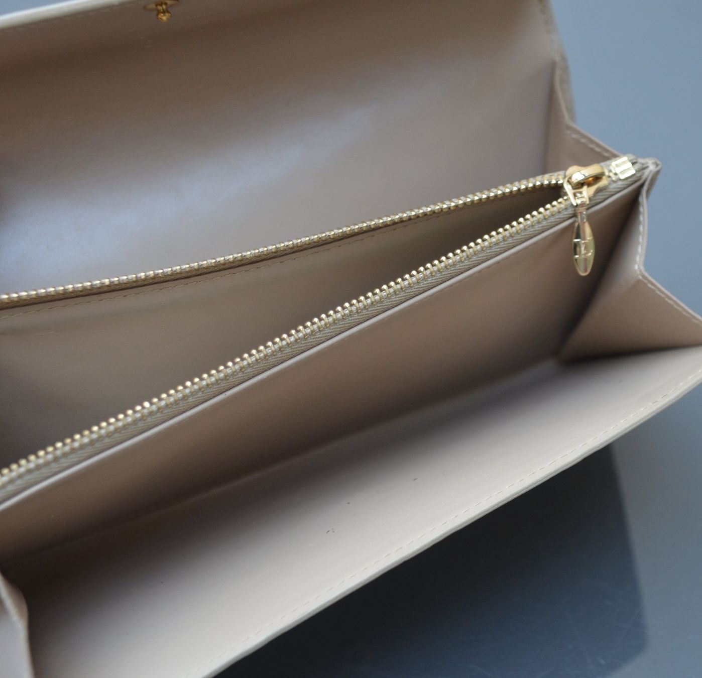 Louis Vuitton Portamonete: Louis Vuitton Portefeuille Wallet – Usato da Collonges venduto da arashee 5