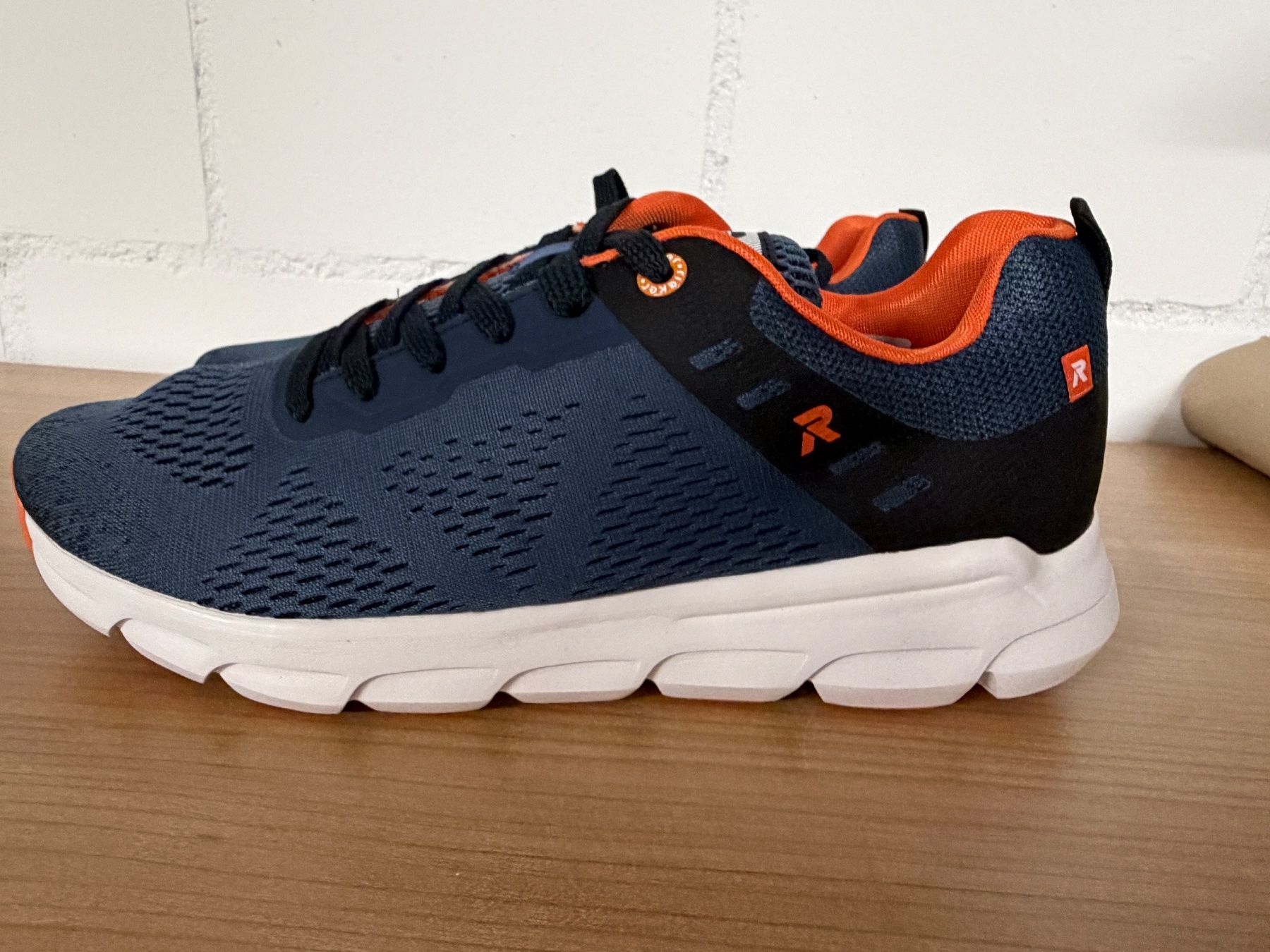 Rieker Herrenschuhe: Herren-Sneaker Rieker, Evolution Soft, Grösse 42, Neu – Neu (gemäss Beschreibung) aus Wolfwil von Levjus06 3