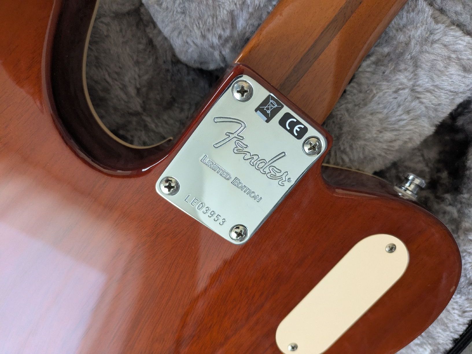 Strumenti musicali: Fender Telecaster, Limited Edition Troublemaker Tele® – Usato da Küttigen venduto da scal.a76 3