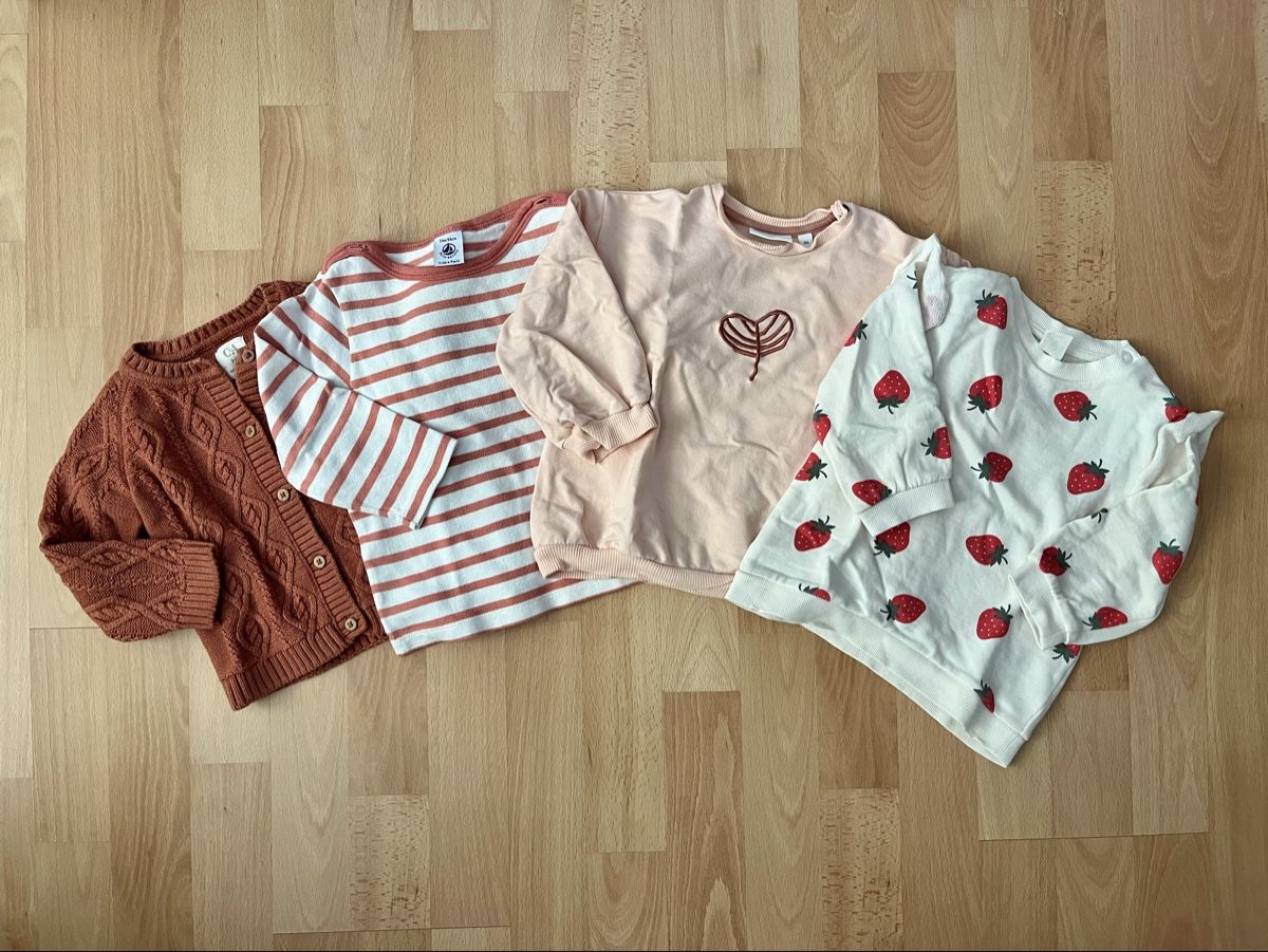 Lotti & Set di vestiti: Kleiderpaket Mädchen Grösse 80 Herbst/Winter – Usato da Bülach venduto da alinaw 1