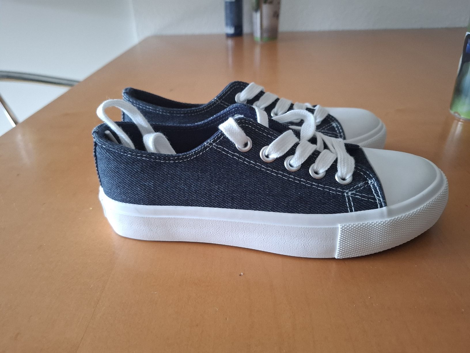 Converse Scarpe da uomo: Converse Schuhe – Usato da Heimberg venduto da Suesigu 1
