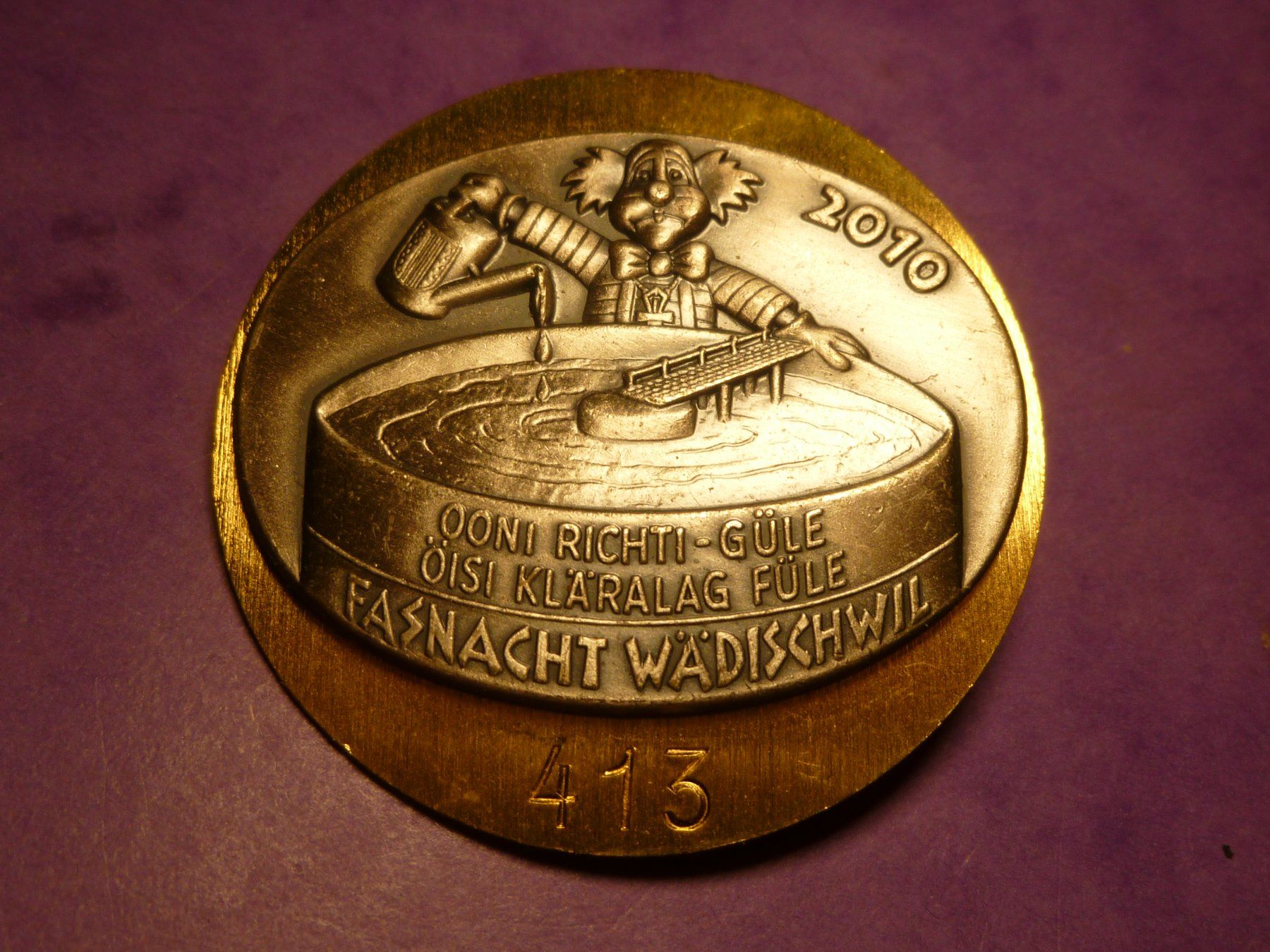 Placchette & Badge: WÄDISWIL 2010 GOLD – Usato da Ried (Muotathal) venduto da Mandarin02